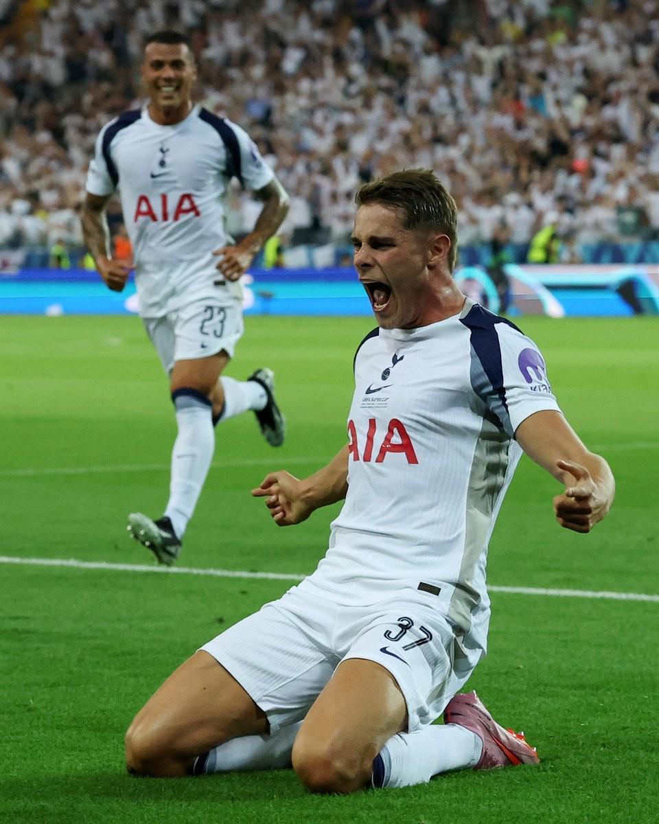 范德芬459天后为热刺再建功 欧超杯赛场破门得分