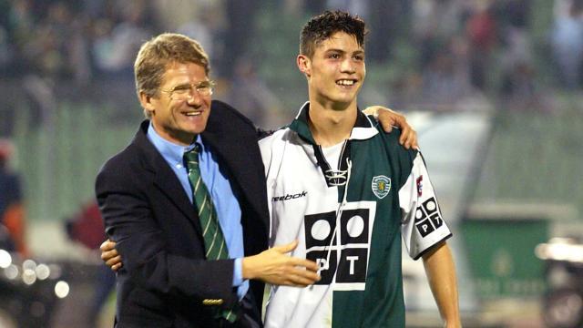 1738806235907016013.jpg 18岁P2A.jpg